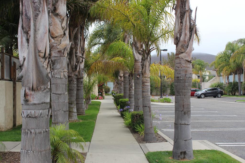 O'Cairns Inn And Suites Lompoc Exteriér fotografie